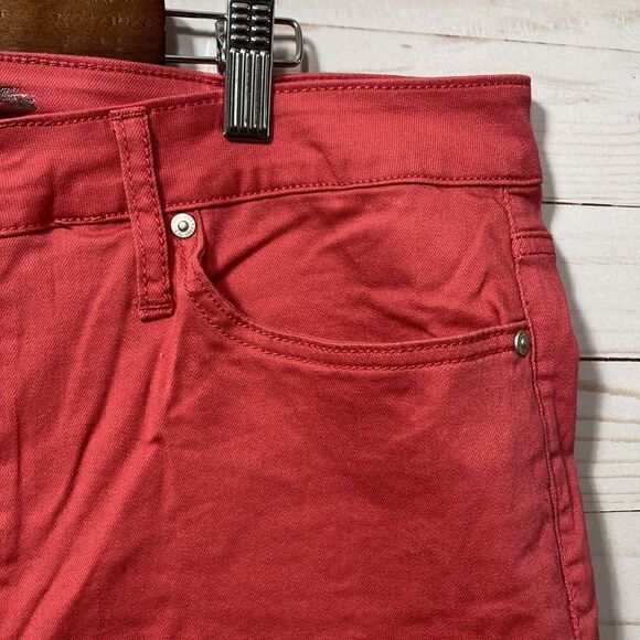 Seven 7 Women's Sunset Cuffed Bermuda Shorts Pink Berry Denim - Picture 4 of 16
